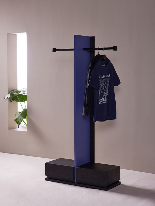 Totem Valet Stand with cobalt blue panel