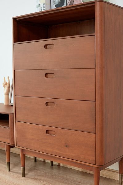 Chests & Dressers
